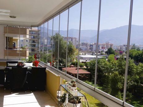 inchidere balcon cu sistem culisant si sticla securizată